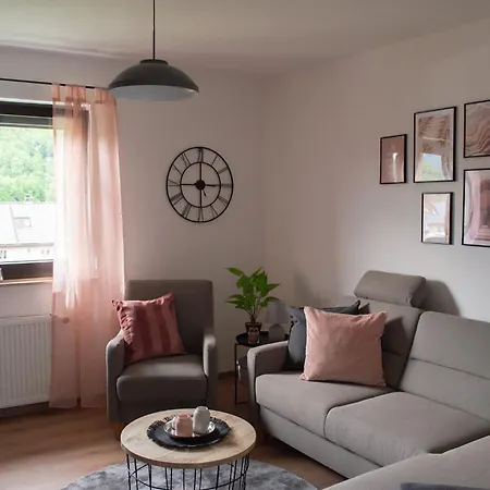 Apartment Kurz 